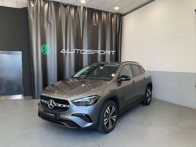 Mercedes GLA 200 Progressive-Advanced