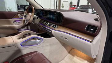 Mercedes GLS 600 Maybach — photo 13