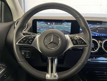 Mercedes GLA 200 Progressive-Advanced — photo 12