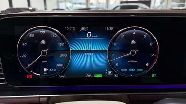 Mercedes GLS 600 Maybach — photo 19