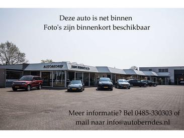 Porsche Macan S — photo 6