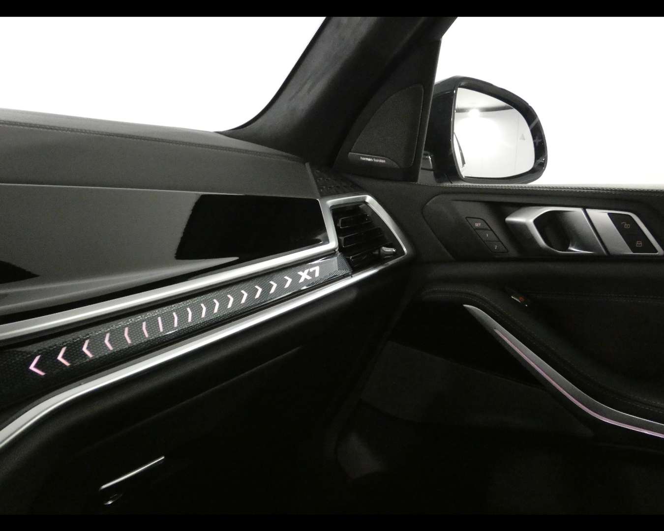 BMW X7 M Sport XDrive 40d - 2025 - Joinsteer - #24
