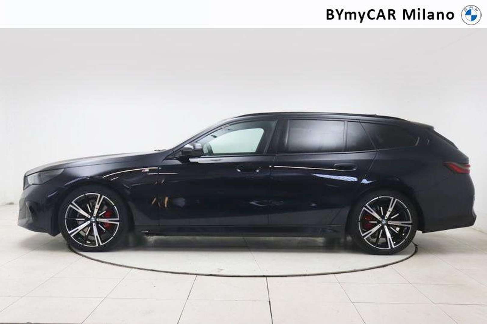BMW Série 5 Touring M Sport 520d XDrive - 2025 - Joinsteer - #2