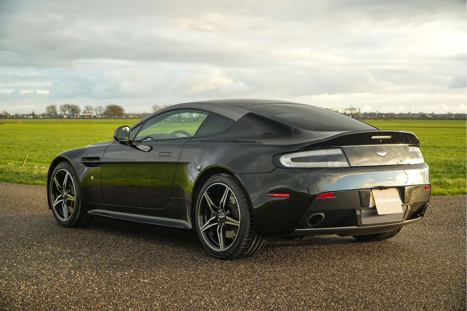 Aston Martin Vantage V8 4.7 N430 - 2016 - Joinsteer - #4