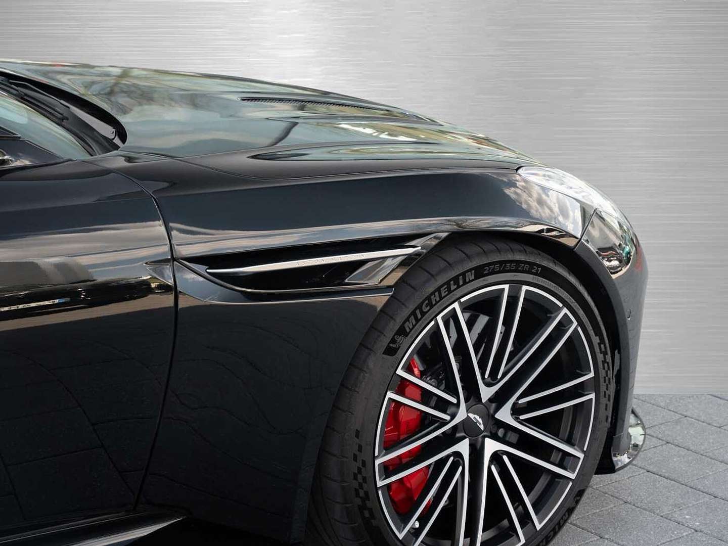 Aston Martin DB12 V8 Coupé Carbon Ceramic - 2024 - Joinsteer - #9