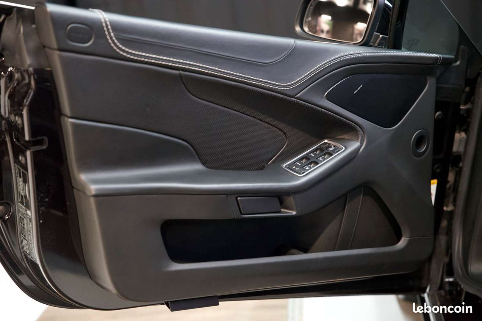 Aston Martin Vanquish Volante V12 6.0 - 2016 - Joinsteer - #8