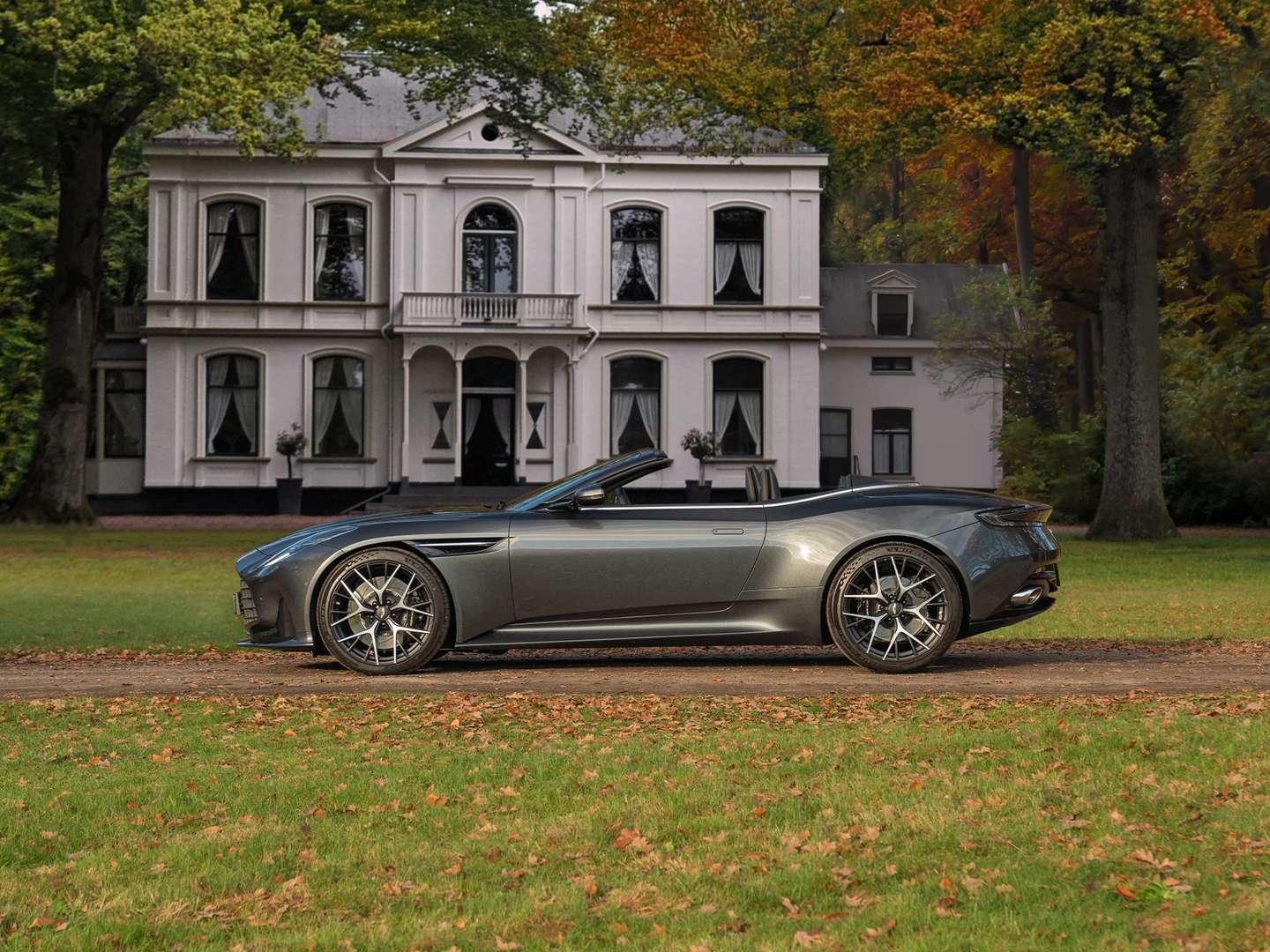 Aston Martin DB12 Volante 4.0 V8 - 2025 - Joinsteer - #1