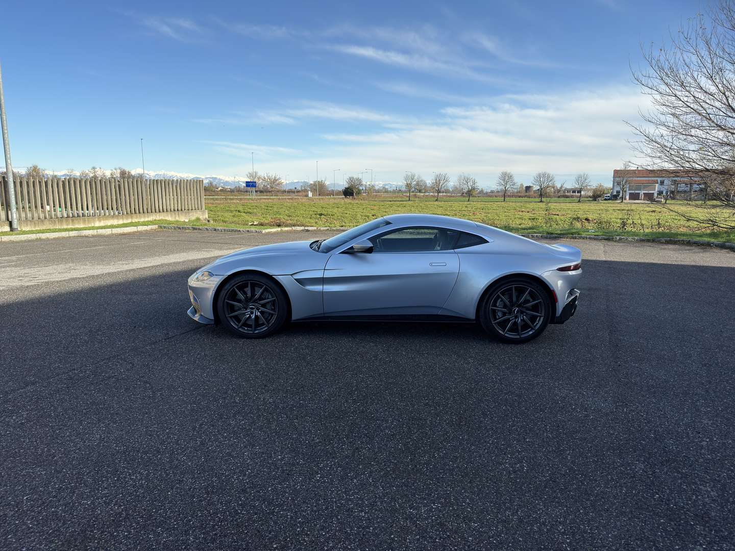 Aston Martin Vantage Coupe 4.0 V8 Auto - 2020 - Joinsteer - #2