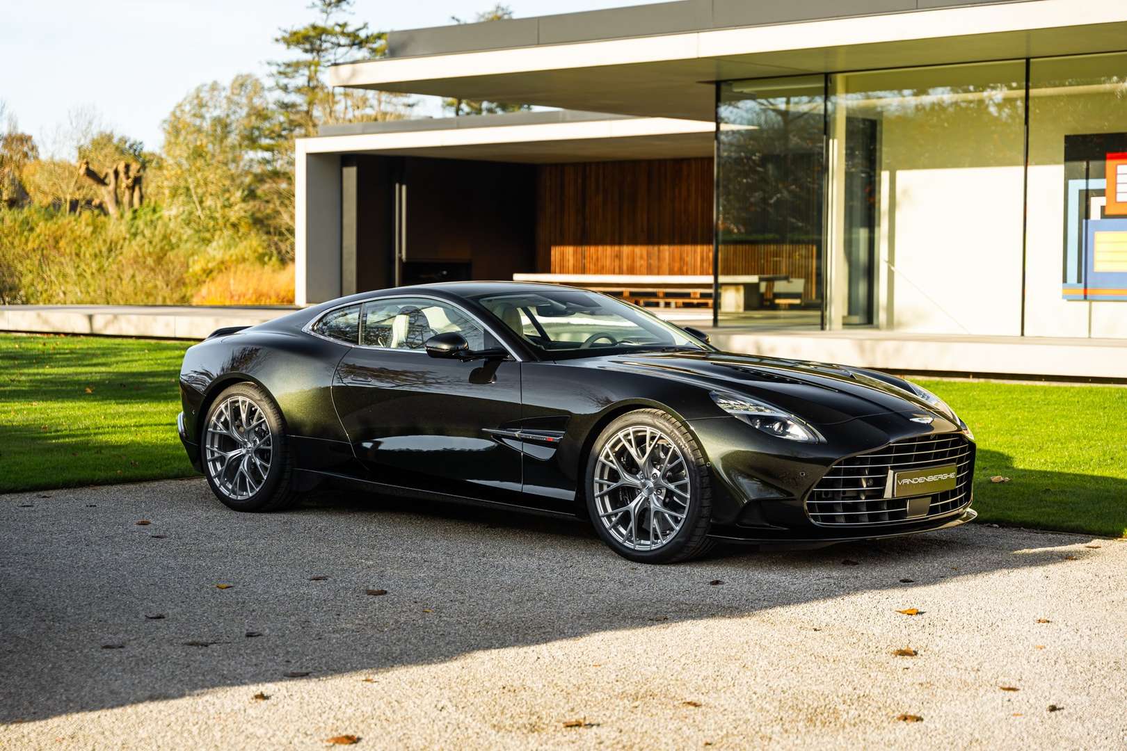 Aston Martin Vanquish V12 - 2025 - Joinsteer - #1
