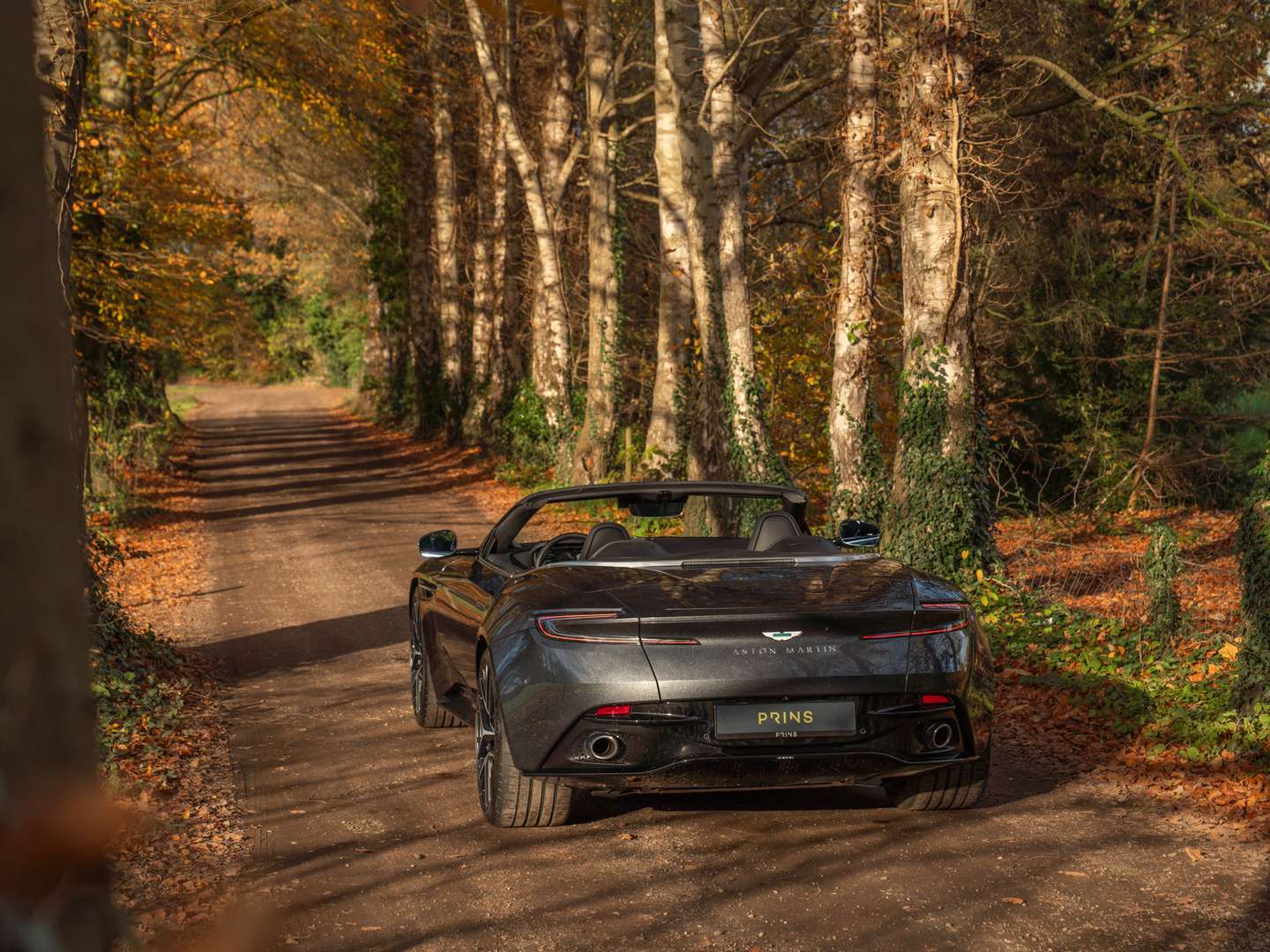 Aston Martin DB12 Volante 4.0 V8 - 2025 - Joinsteer - #4