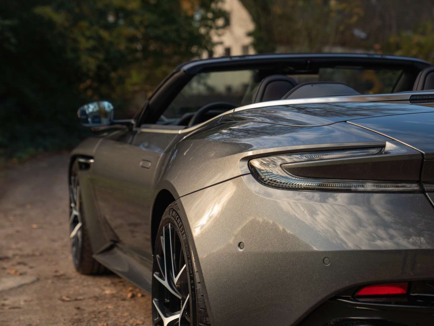 Aston Martin DB12 Volante 4.0 V8 - 2025 - Joinsteer - #5