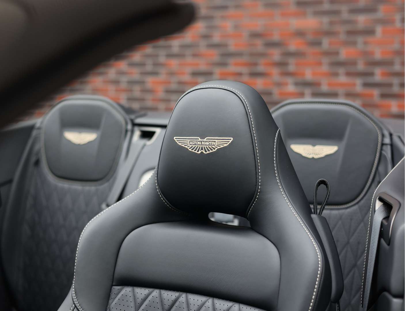 Aston Martin DB12 Volante 4.0 V8 Carbon Pack - 2025 - Joinsteer - #6