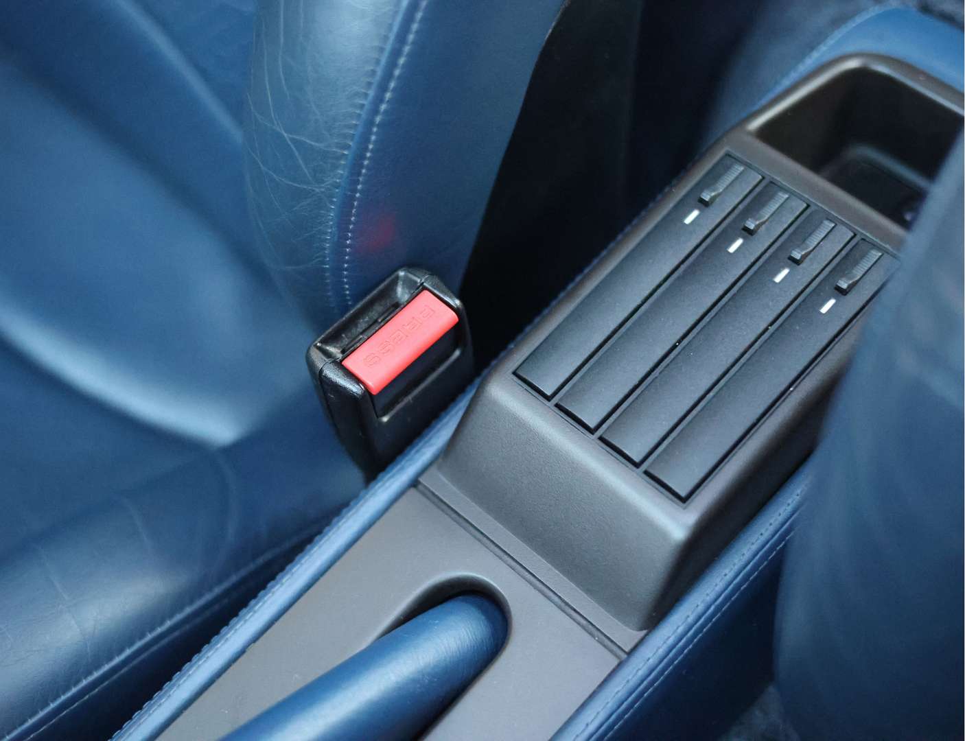 Porsche 993 CARRERA 4 - 1995 - Joinsteer - #41