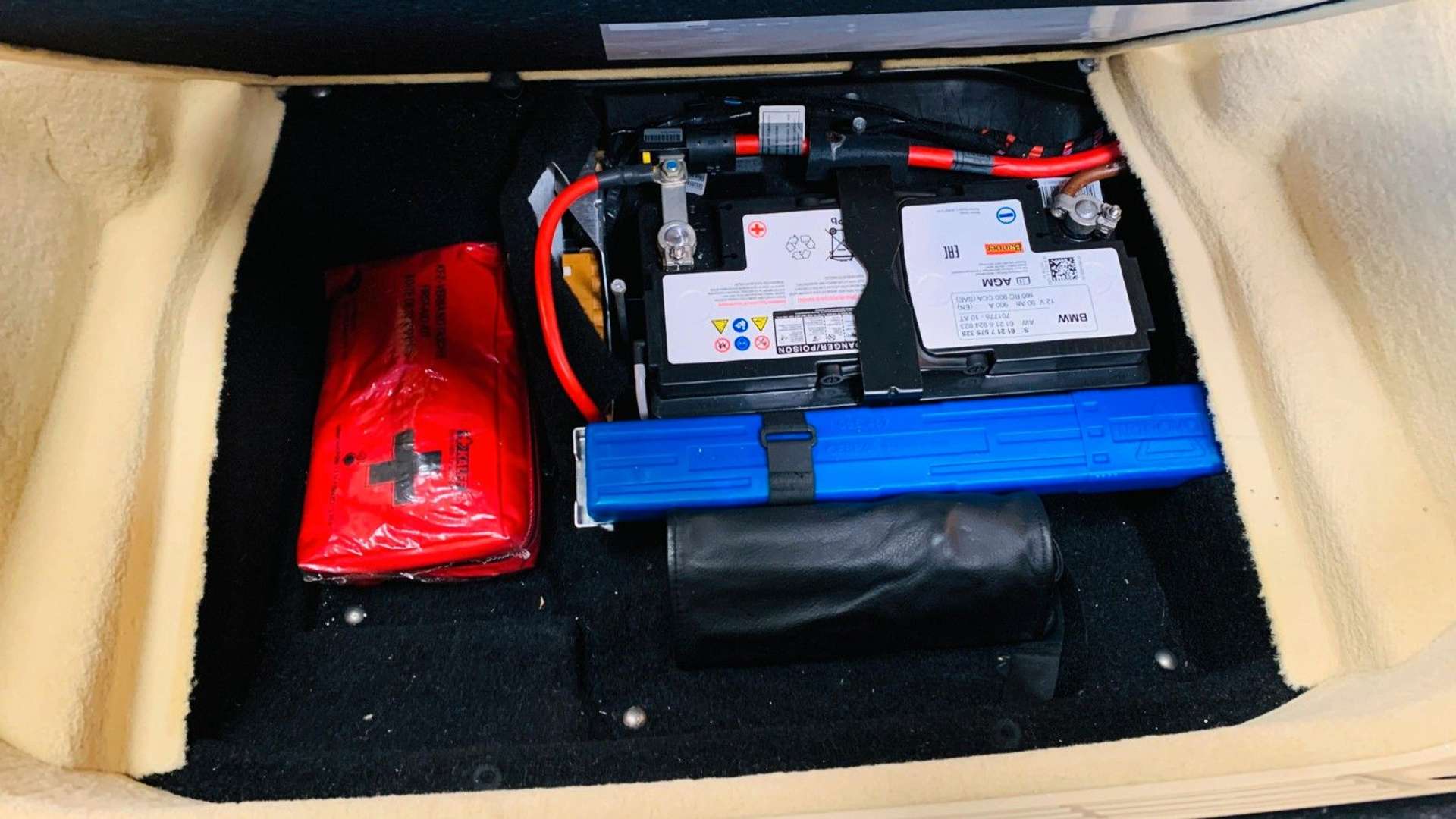 BMW Z8 Roadster PerfPackage Black 4.9 - 2001 - Joinsteer - #35