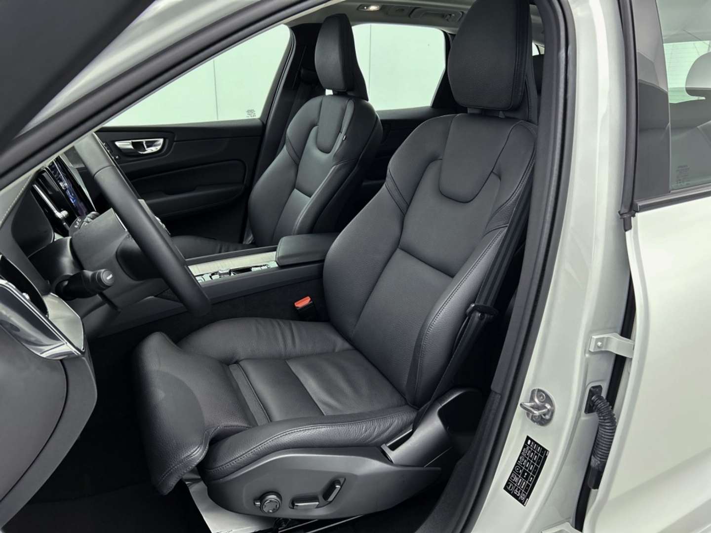 Volvo XC60 T6 Ultimate - 2024 - Joinsteer - #9