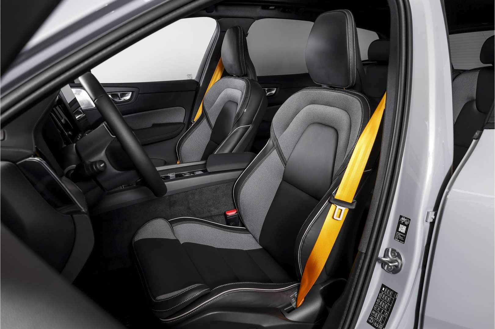 Volvo XC60 T8 Recharge Polestar Engineered - 2025 - Joinsteer - #5