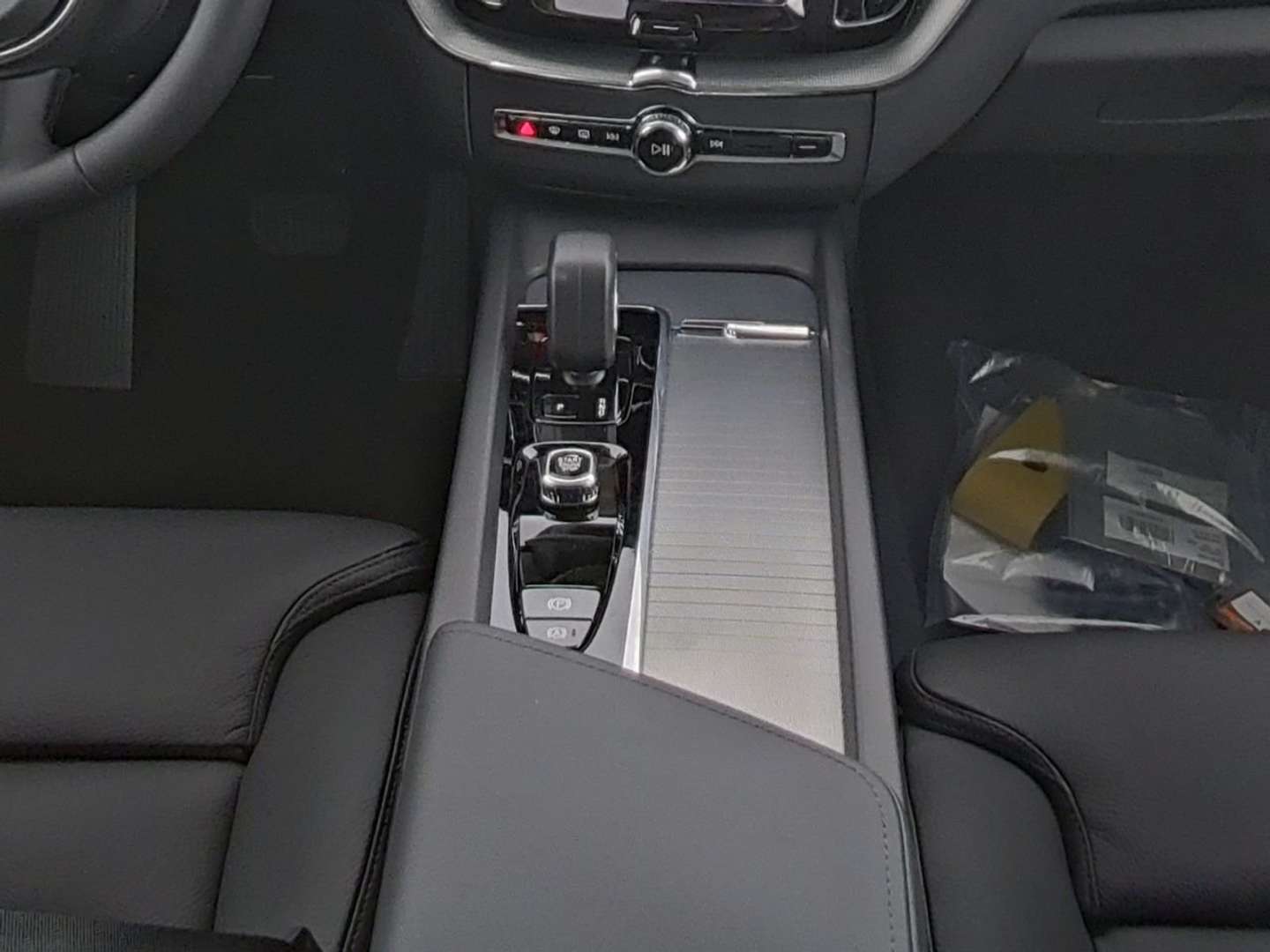 Volvo XC60 B5 Inscription - 2025 - Joinsteer - #9