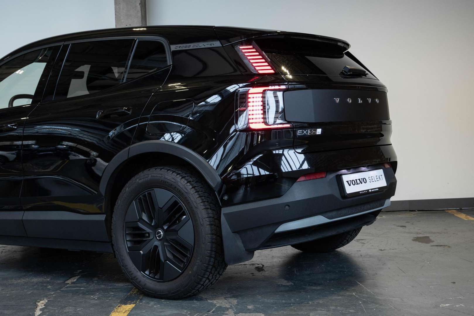 Volvo EX30 TWIN MOTOR PERFORMANCE - 2025 - Joinsteer - #8