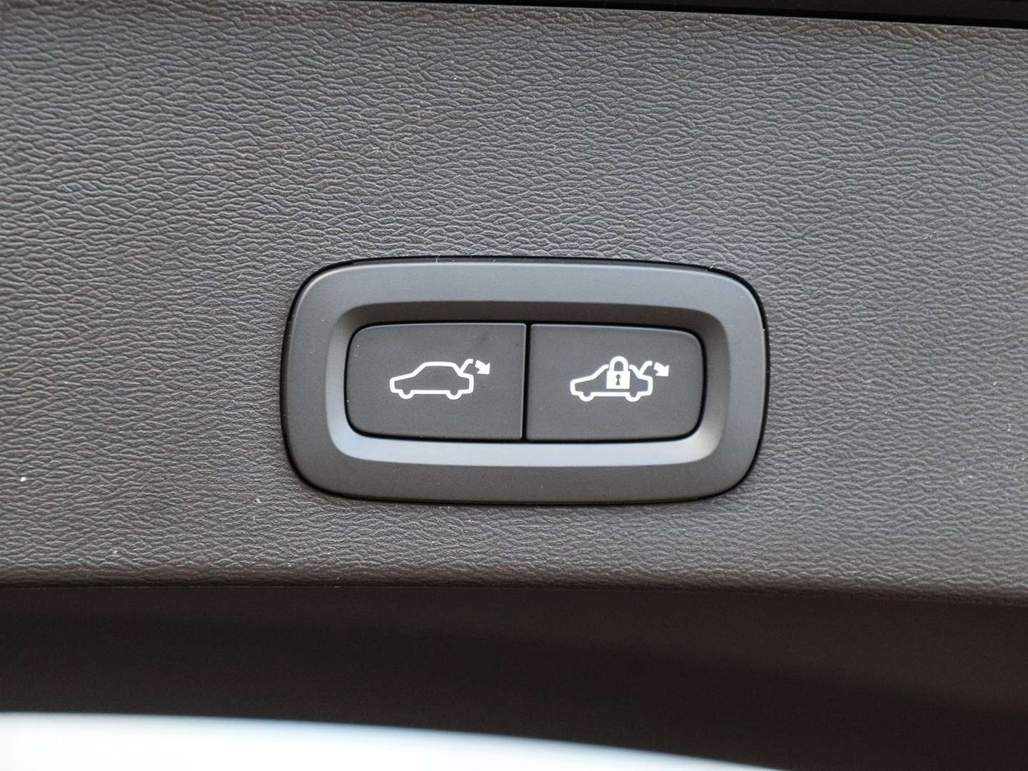 Volvo EX40 Single Motor Plus - 2025 - Joinsteer - #16