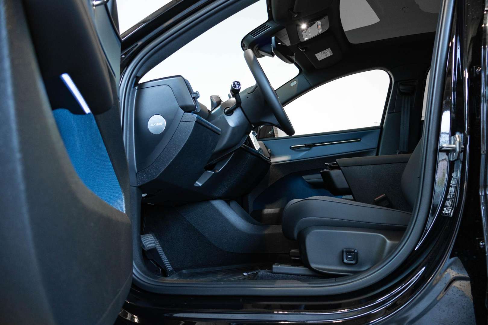 Volvo EX30 TWIN MOTOR PERFORMANCE - 2025 - Joinsteer - #17