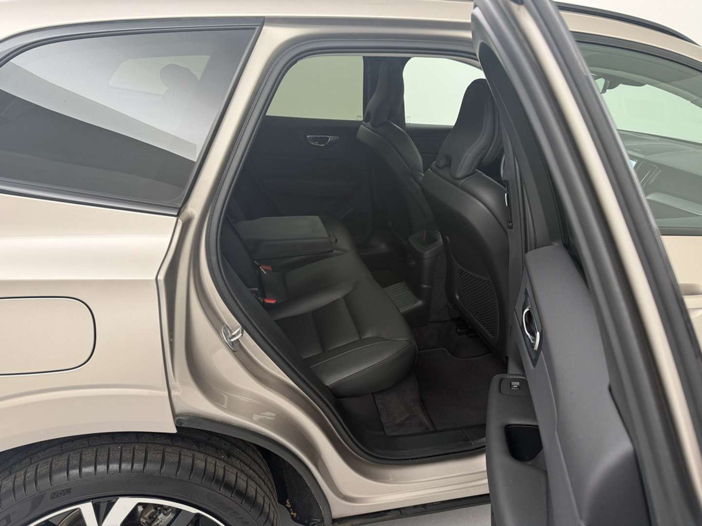 Volvo XC60 T6 Recharge Ultimate - 2025 - Joinsteer - #24