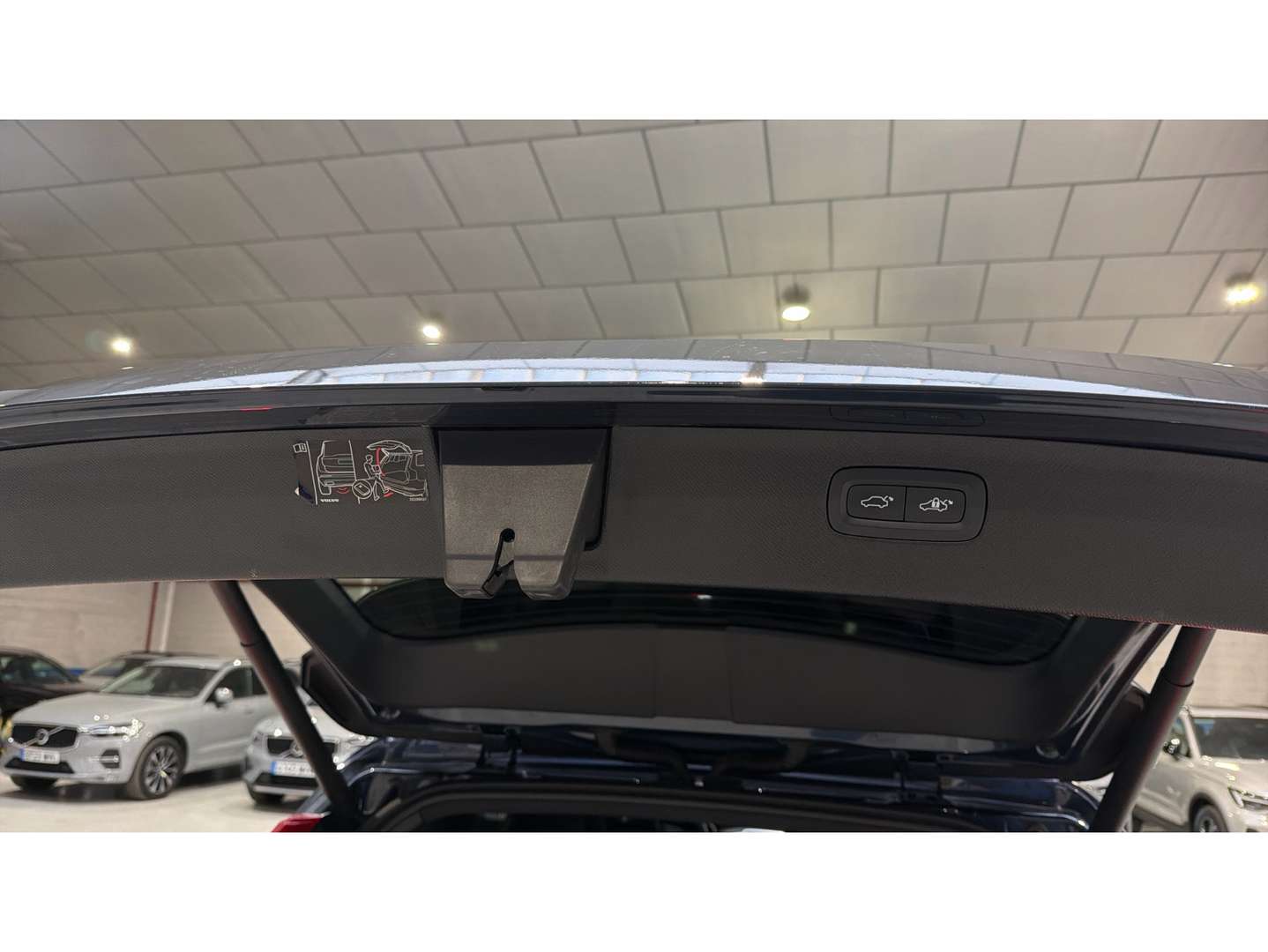 Volvo XC90 T8 Recharge R-Design - 2021 - Joinsteer - #32