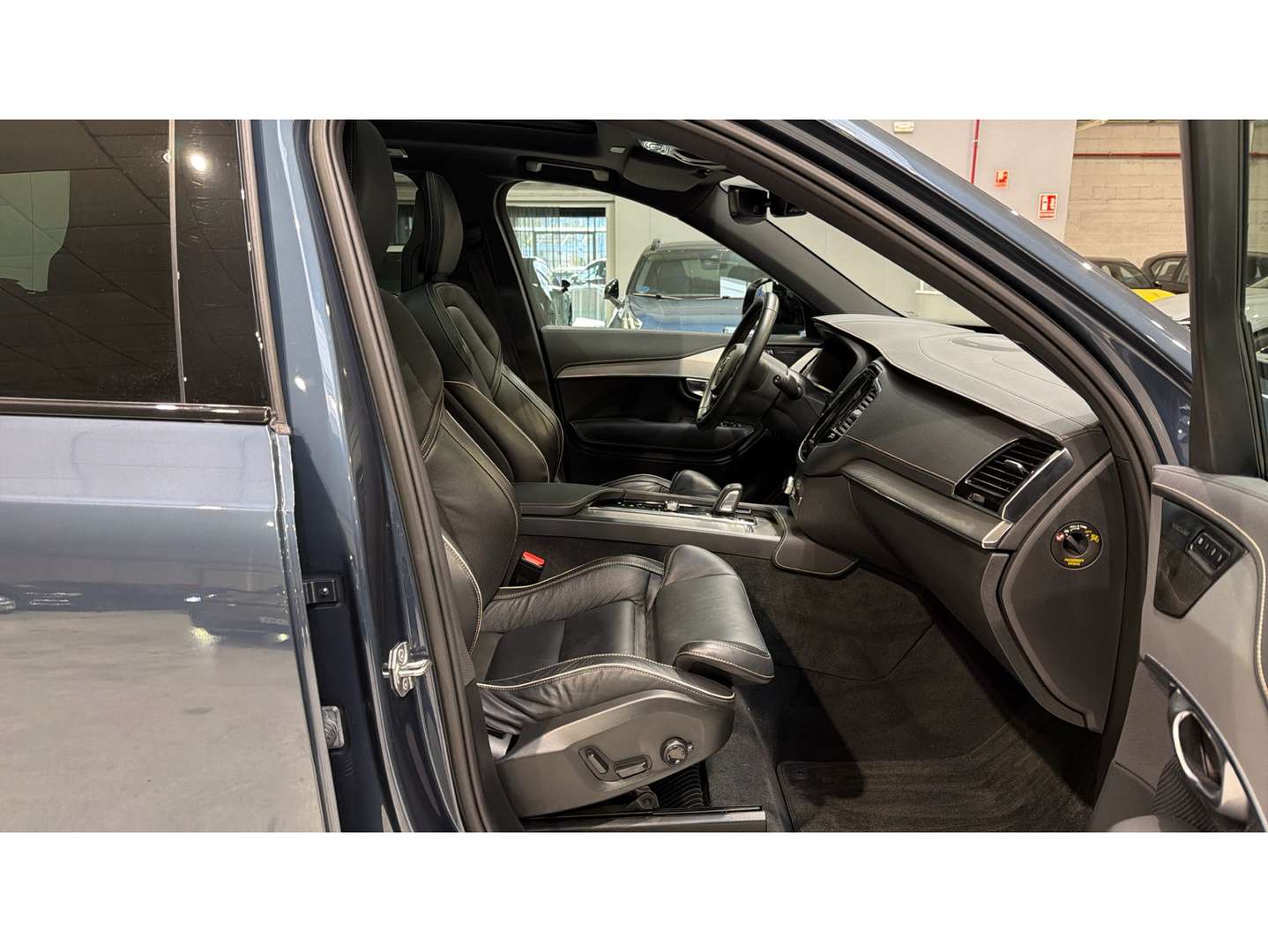 Volvo XC90 T8 Recharge R-Design - 2021 - Joinsteer - #48