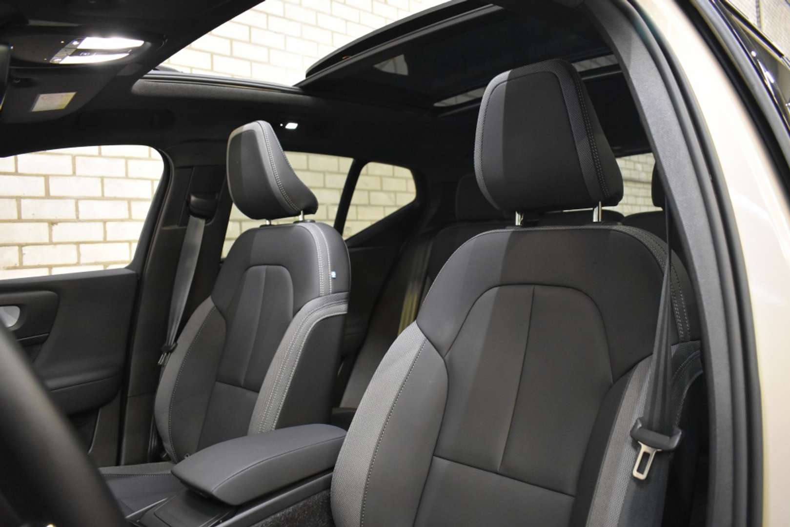 Volvo EX40 Ultra Extended Range - 2025 - Joinsteer - #3