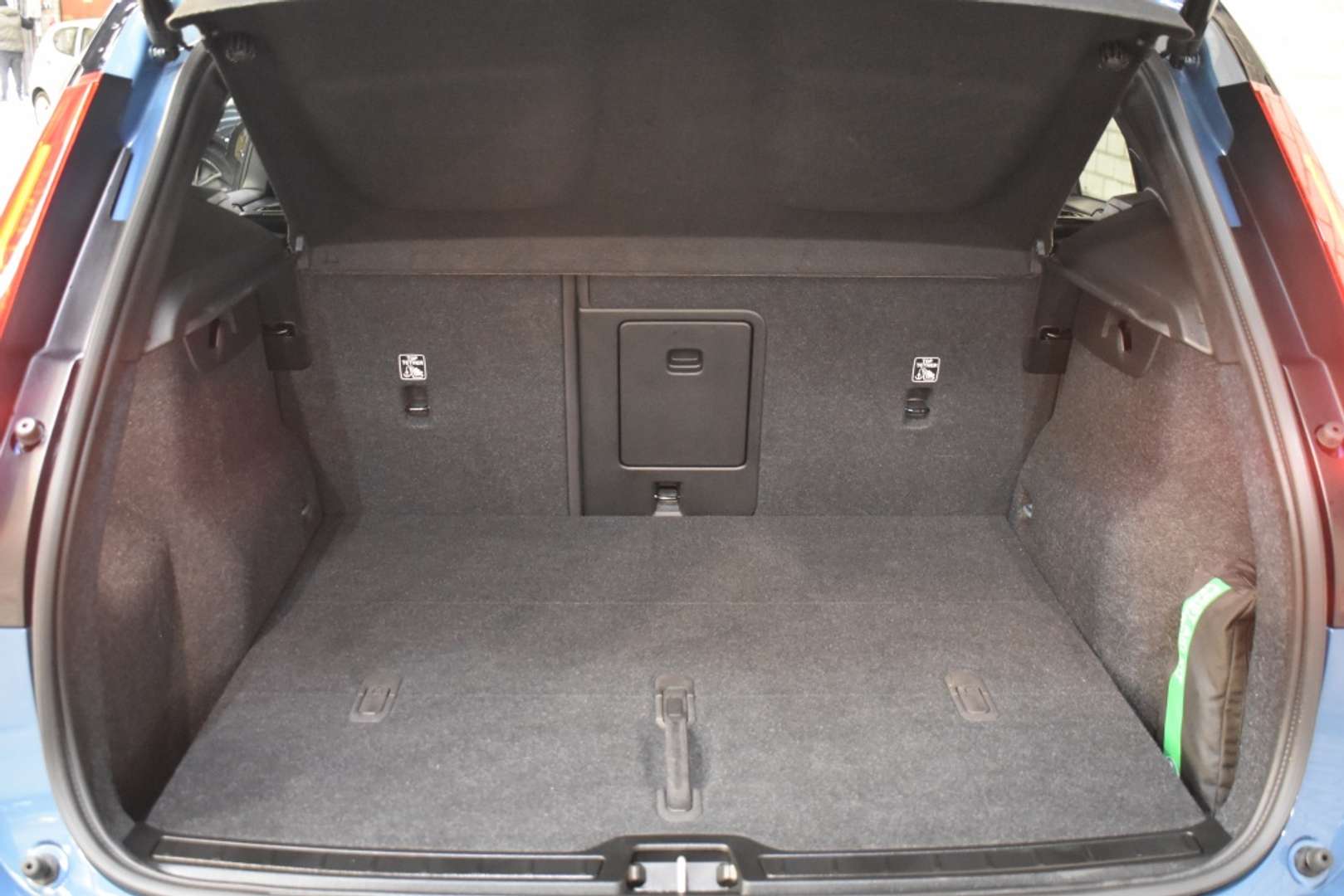 Volvo EX40 Recharge Ultimate - 2025 - Joinsteer - #38