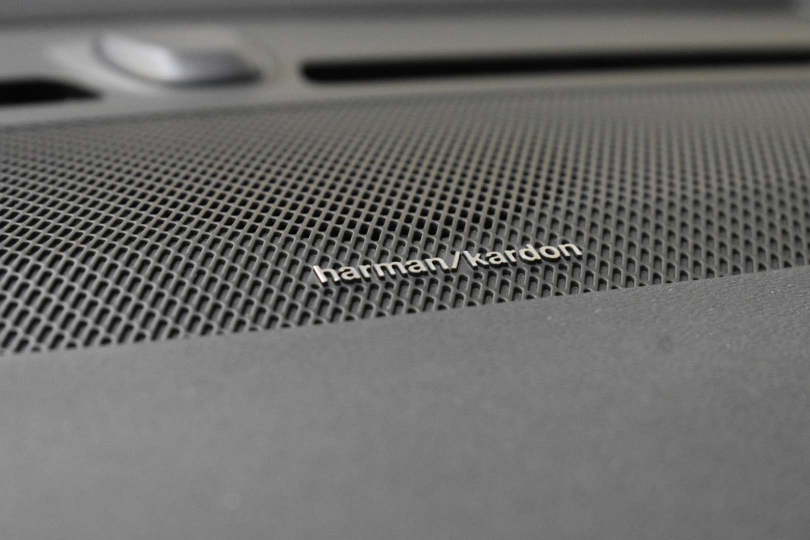 Volvo EX40 Extended Range Ultra - 2025 - Joinsteer - #4