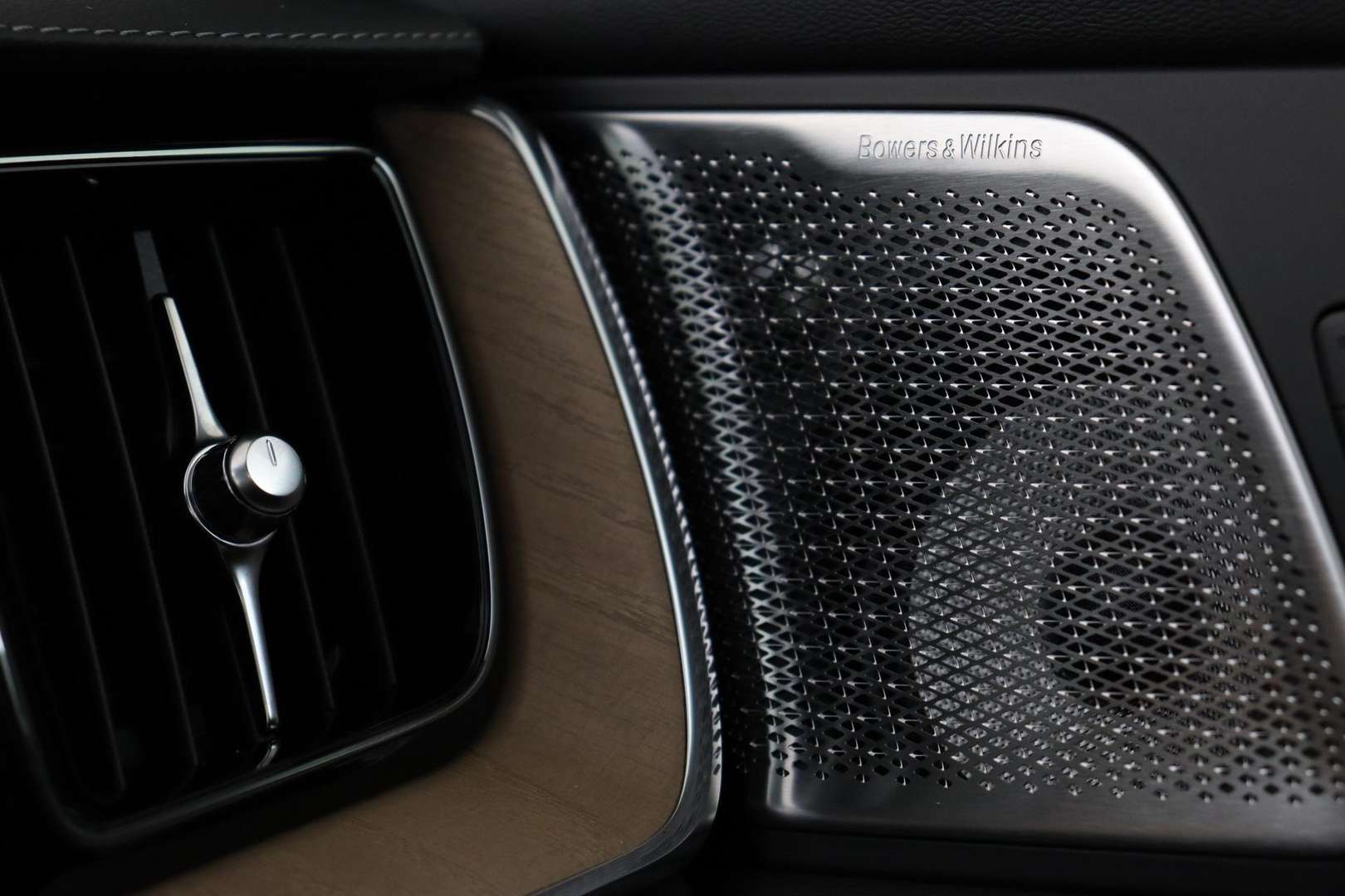 Volvo XC60 T6 Recharge Ultimate - 2025 - Joinsteer - #23