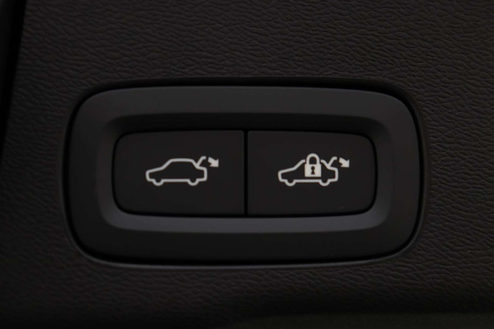 Volvo XC60 T6 Recharge Ultimate - 2025 - Joinsteer - #37