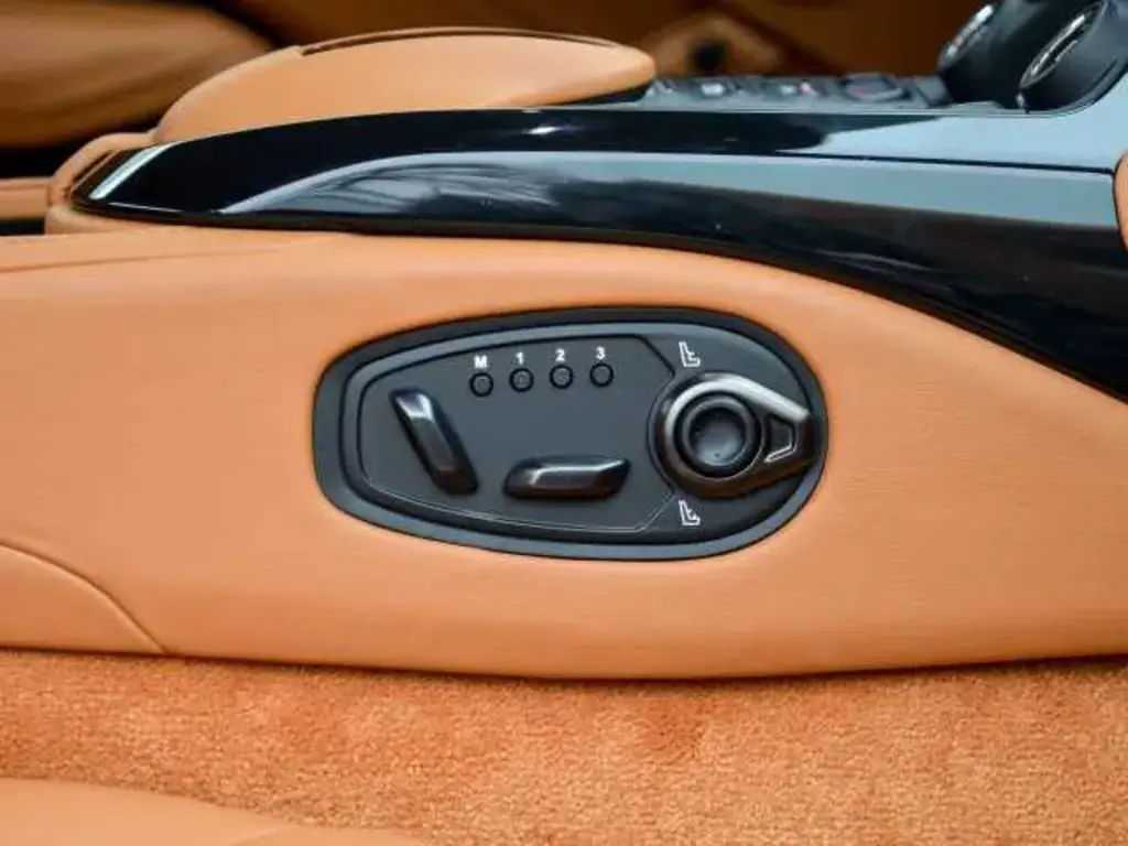 Aston Martin Vantage (2019-23) Vantage Coupe 4.0 - 2023 - Joinsteer - #25