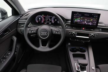 Audi A4 Avant 35 TFSI — photo 14