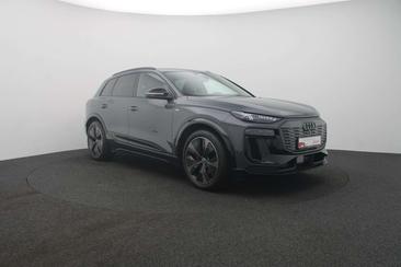 Audi Q6 E-tron S Line Performance — photo 5
