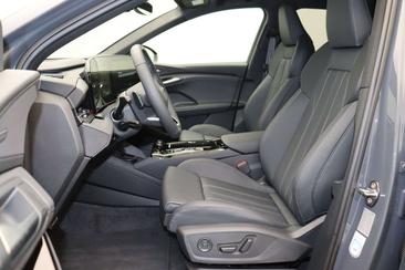 Audi Q6 E-tron S Line Performance — photo 8