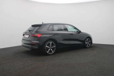 Audi A3 Sportback 35 TFSI — photo 4