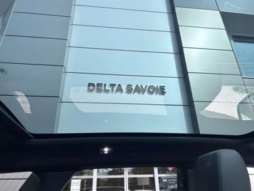 Land Rover Range Rover Evoque P300e R-Dynamic HSE — photo 13