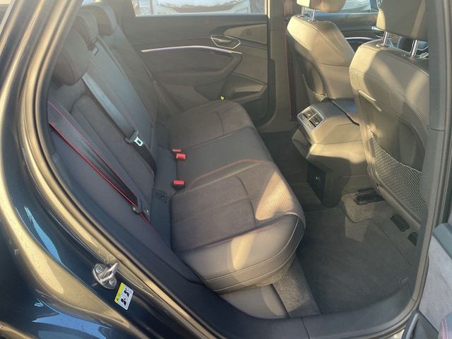 Audi Q8 E-tron S Line 50 E-tron Quattro - 2023 - Joinsteer - #8