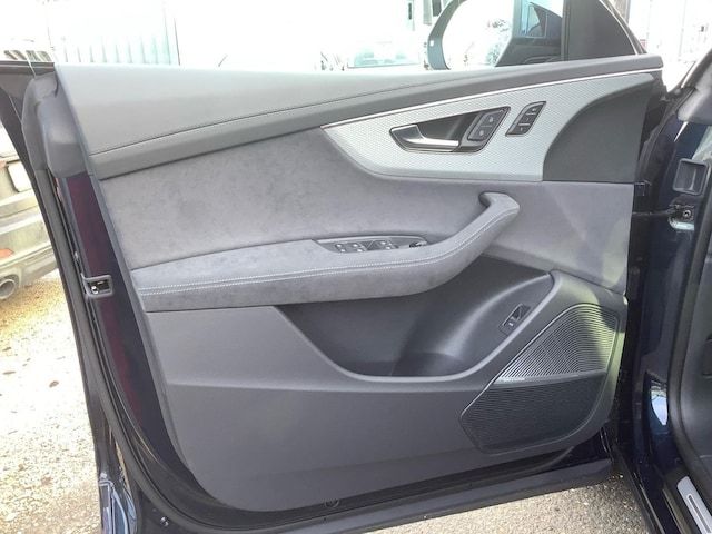 Audi RSQ8 Performance Quattro Tiptronic - 2025 - Joinsteer - #13