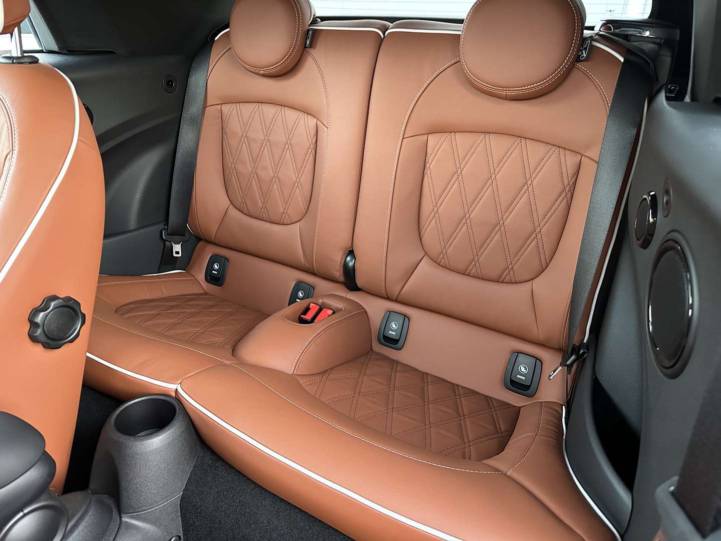 Mini Cabrio Cooper S - 2022 - Joinsteer - #9