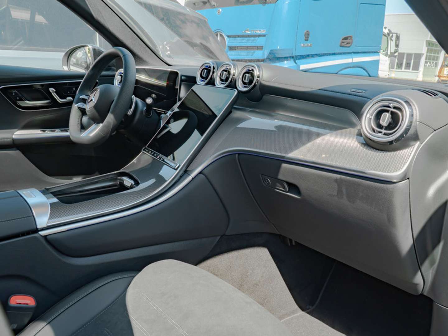 Mercedes GLC 300 AMG Line - 2025 - Joinsteer - #5