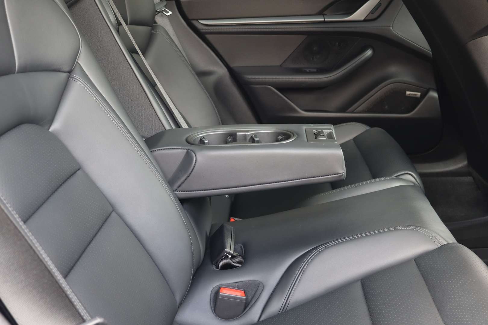 Porsche Taycan Turbo S Cross Turismo - 2023 - Joinsteer - #47