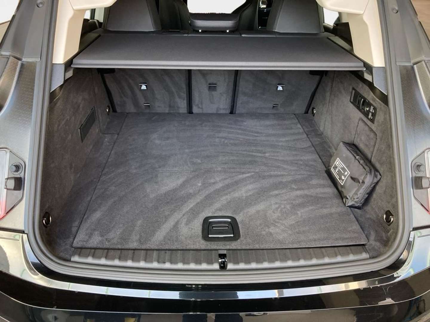 BMW IX Sportpaket Électrique - 2025 - Joinsteer - #16