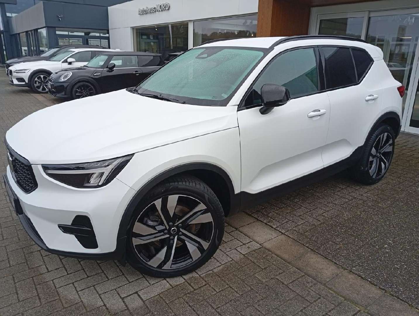 Volvo XC40 Dark Plus - 2023 - Joinsteer - #1