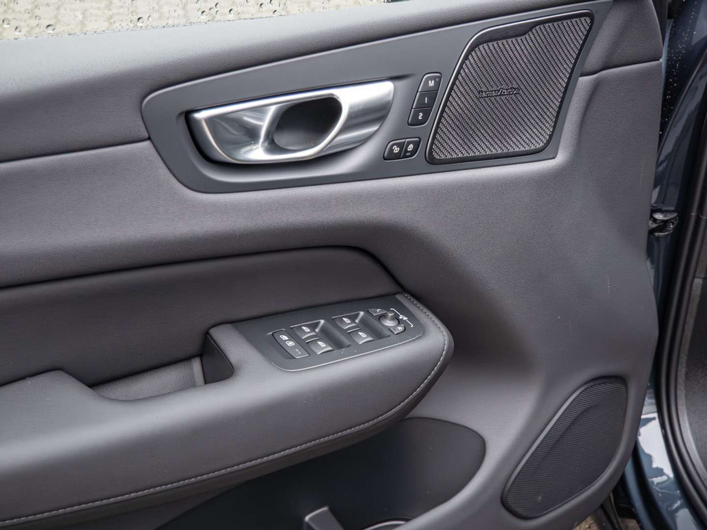 Volvo XC60 T8 Recharge Ultimate - 2025 - Joinsteer - #15