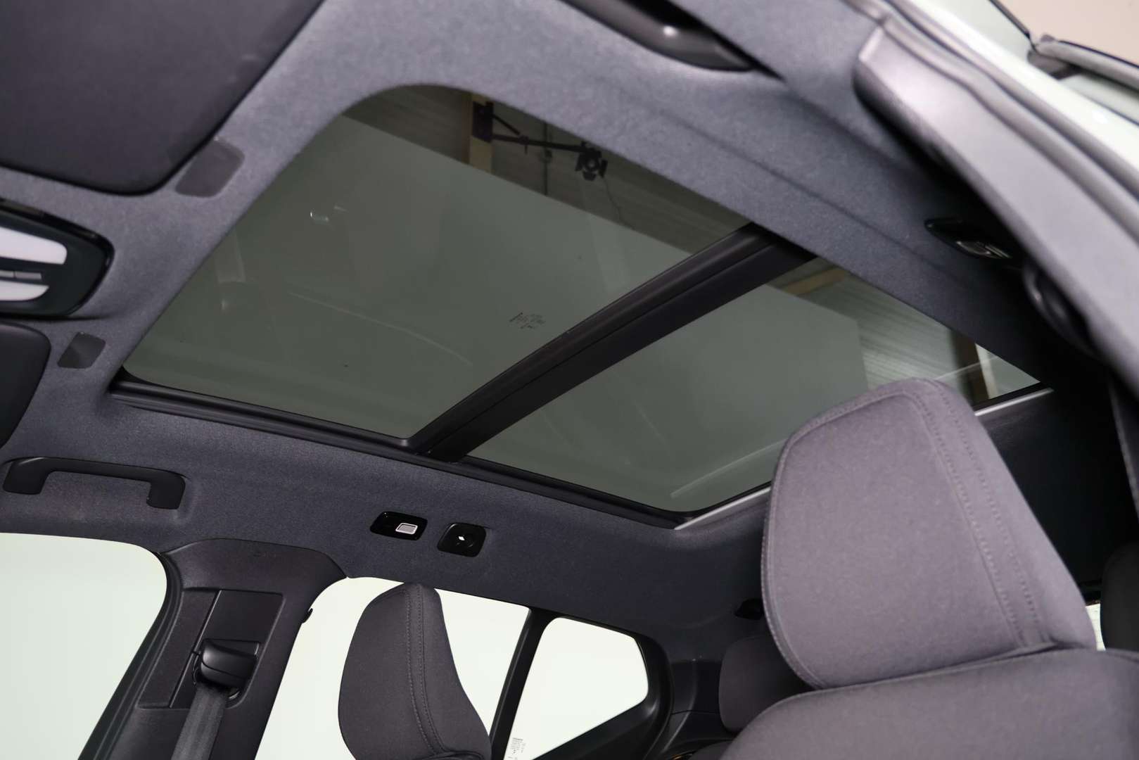 Volvo EX40 Ultra Extended Range - 2024 - Joinsteer - #5