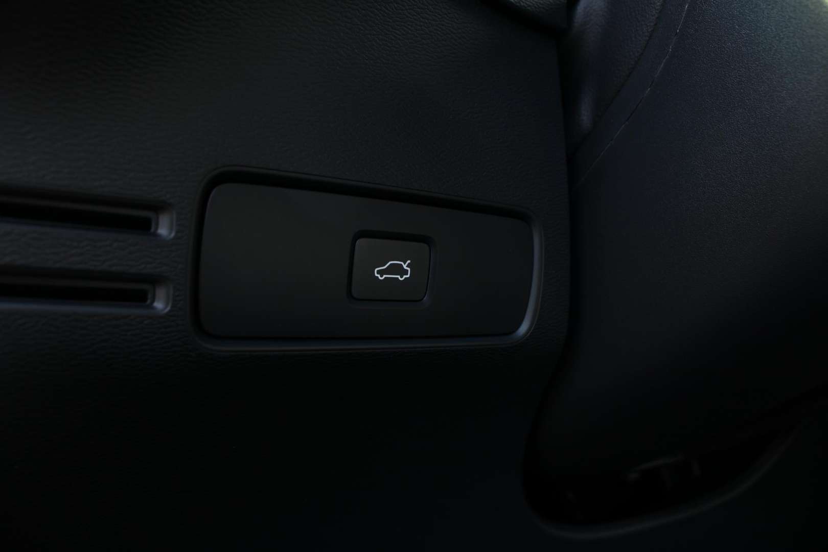 Volvo EX40 Single Motor Business - 2025 - Joinsteer - #18