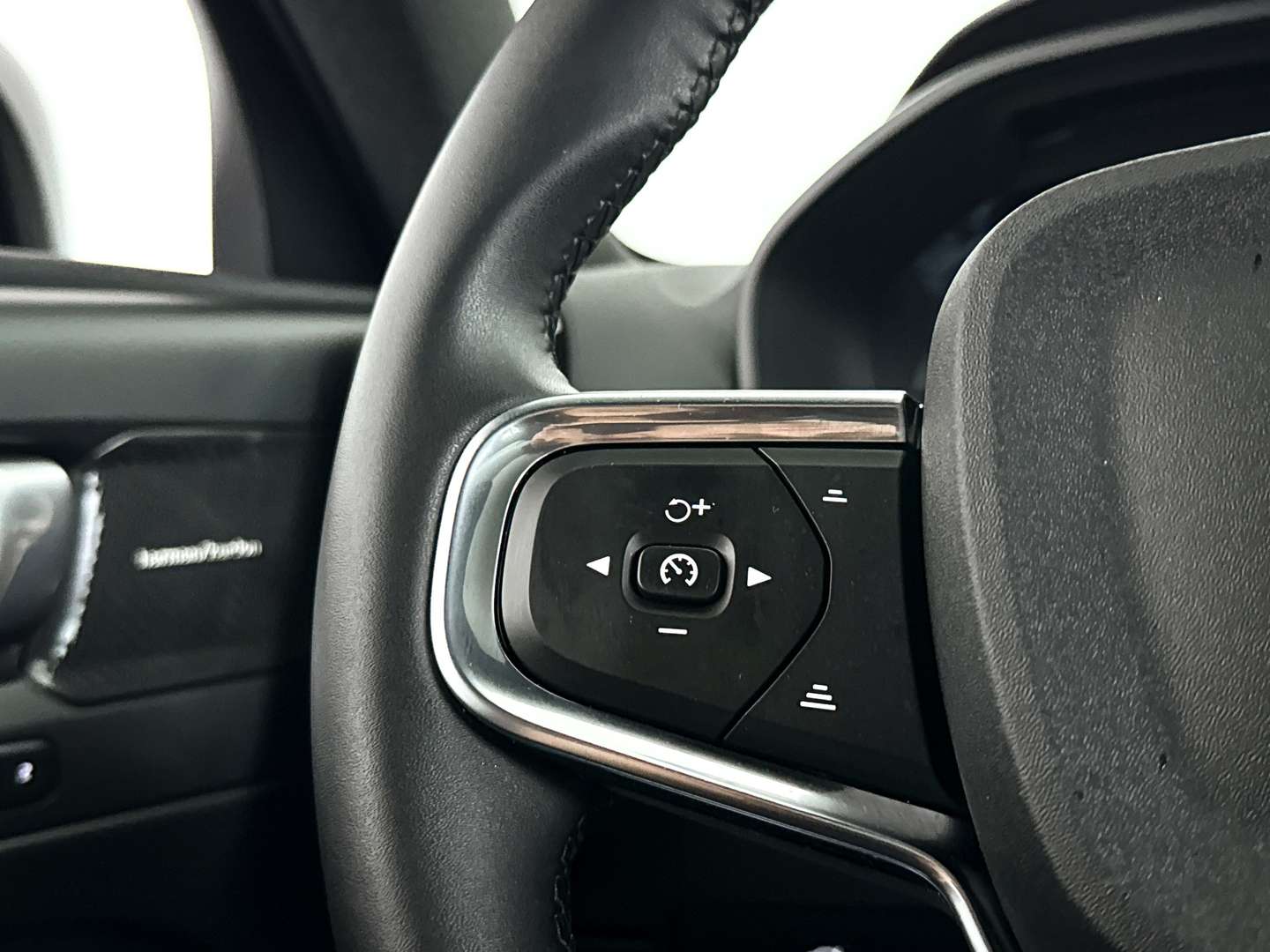 Volvo C40 Recharge Ultimate - 2025 - Joinsteer - #19