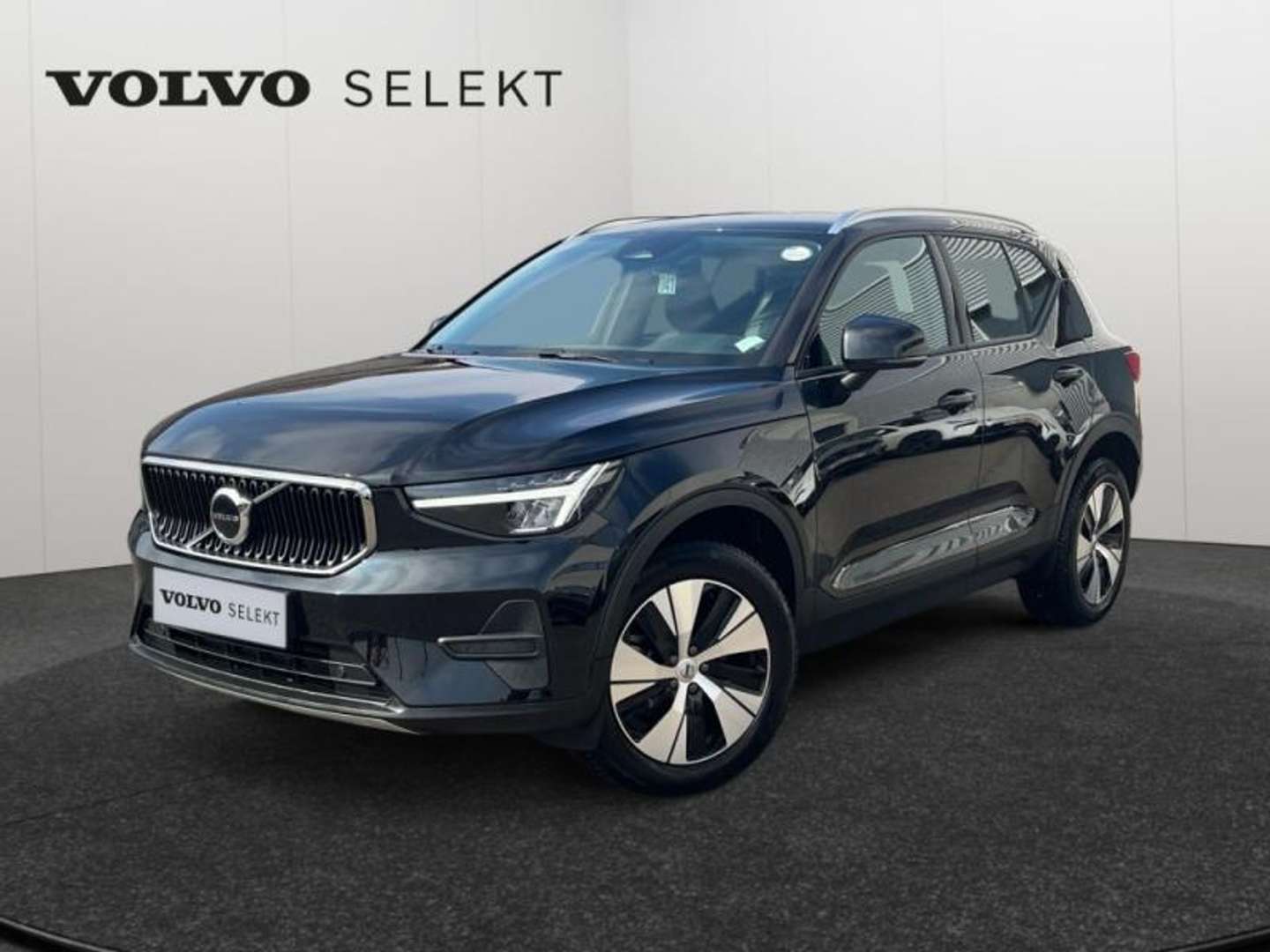 Volvo XC40 B3 Core - 2024 - Joinsteer - #1